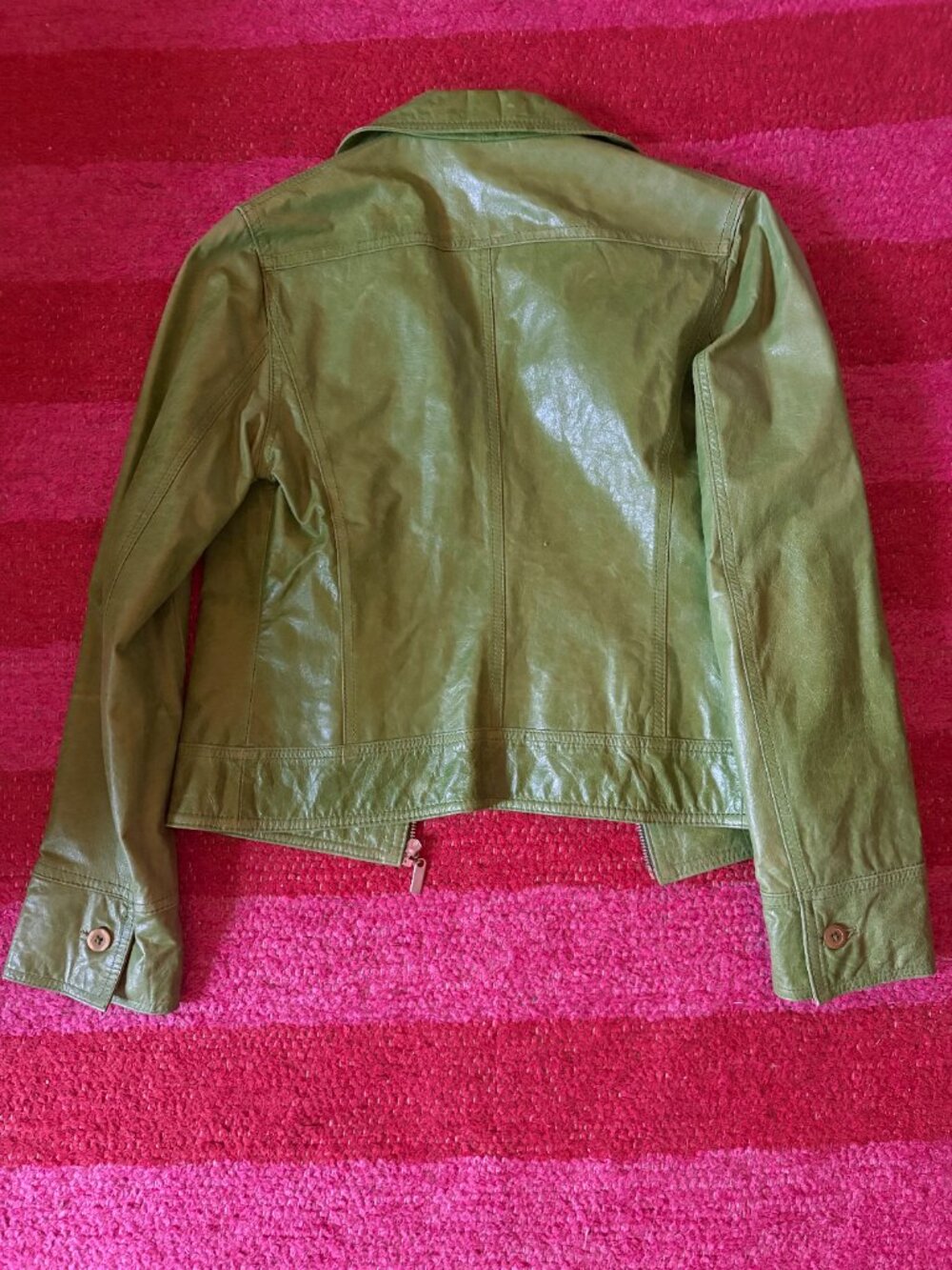 Rare Green Leather Jacket. Cropped Bomber. Zip-Front. Perfect. Size M-L - Picture 3 of 10
